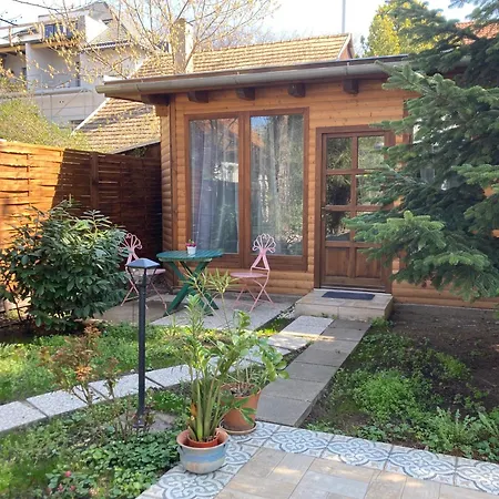 Katies Tiny House Apartament *