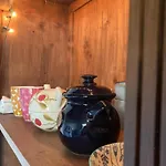 דירה Katies Tiny House *