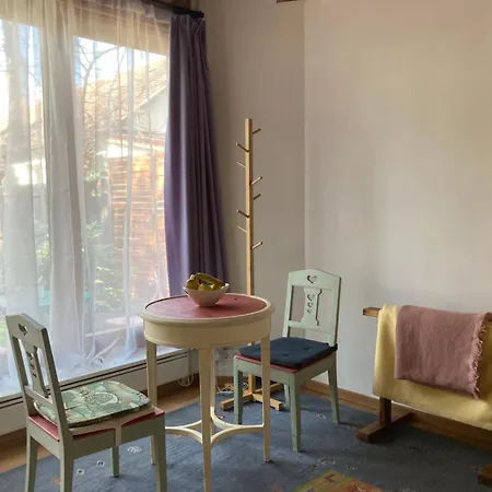 Katies Tiny House * Budapesta